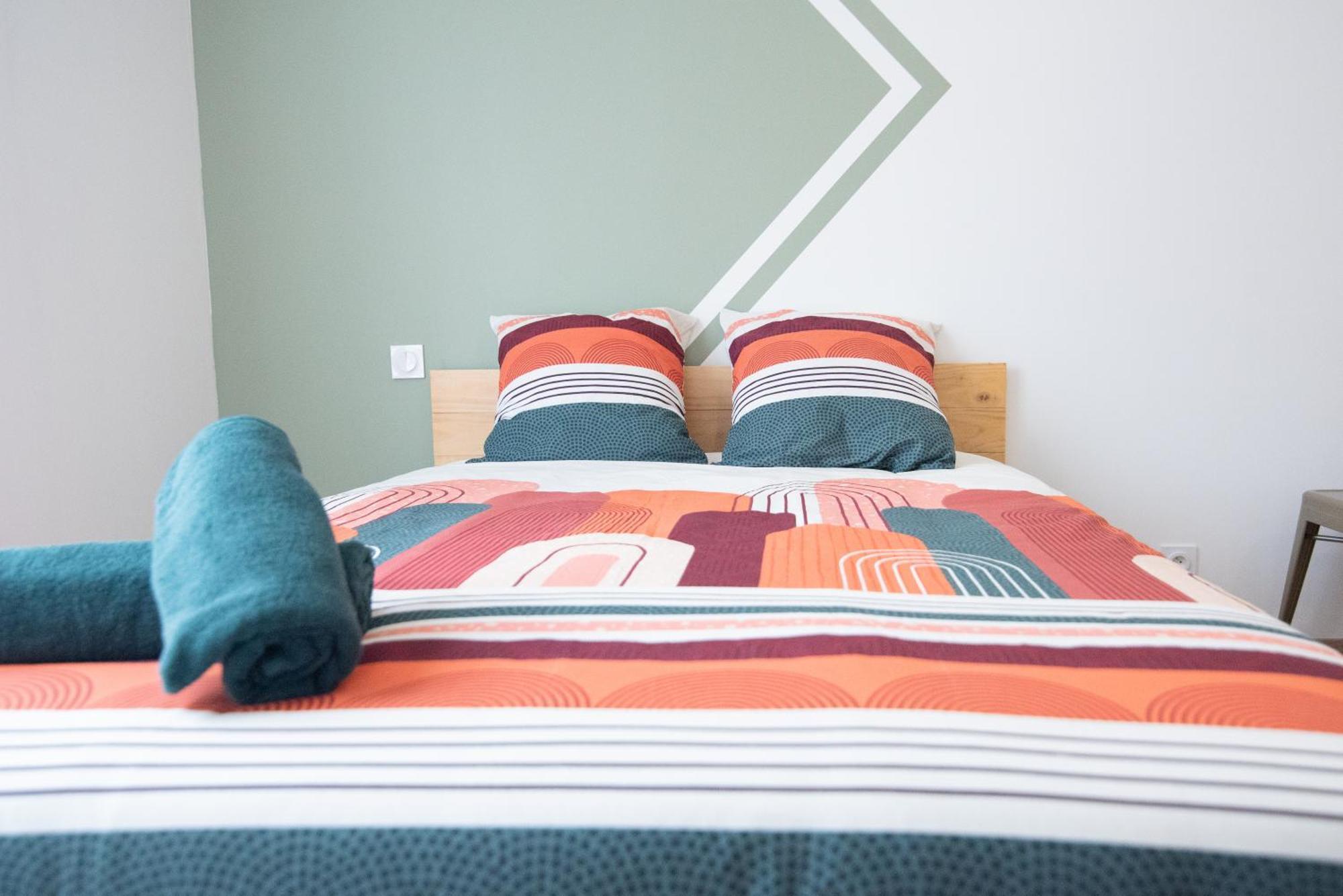 Tout Confort ! Ville, Climatisation, Parking, Wifi, Calme, Tv การ์กาซอน ภายนอก รูปภาพ
