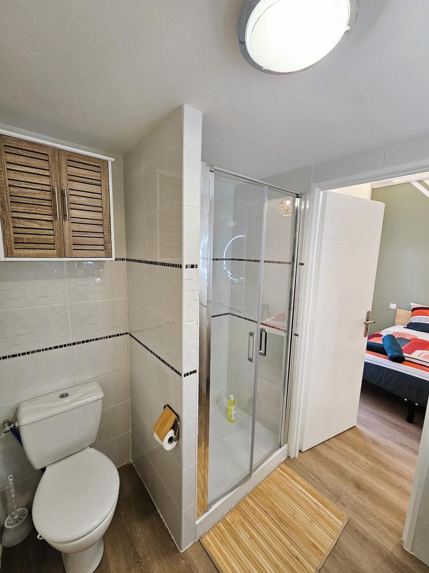 Tout Confort ! Ville, Climatisation, Parking, Wifi, Calme, Tv การ์กาซอน ภายนอก รูปภาพ